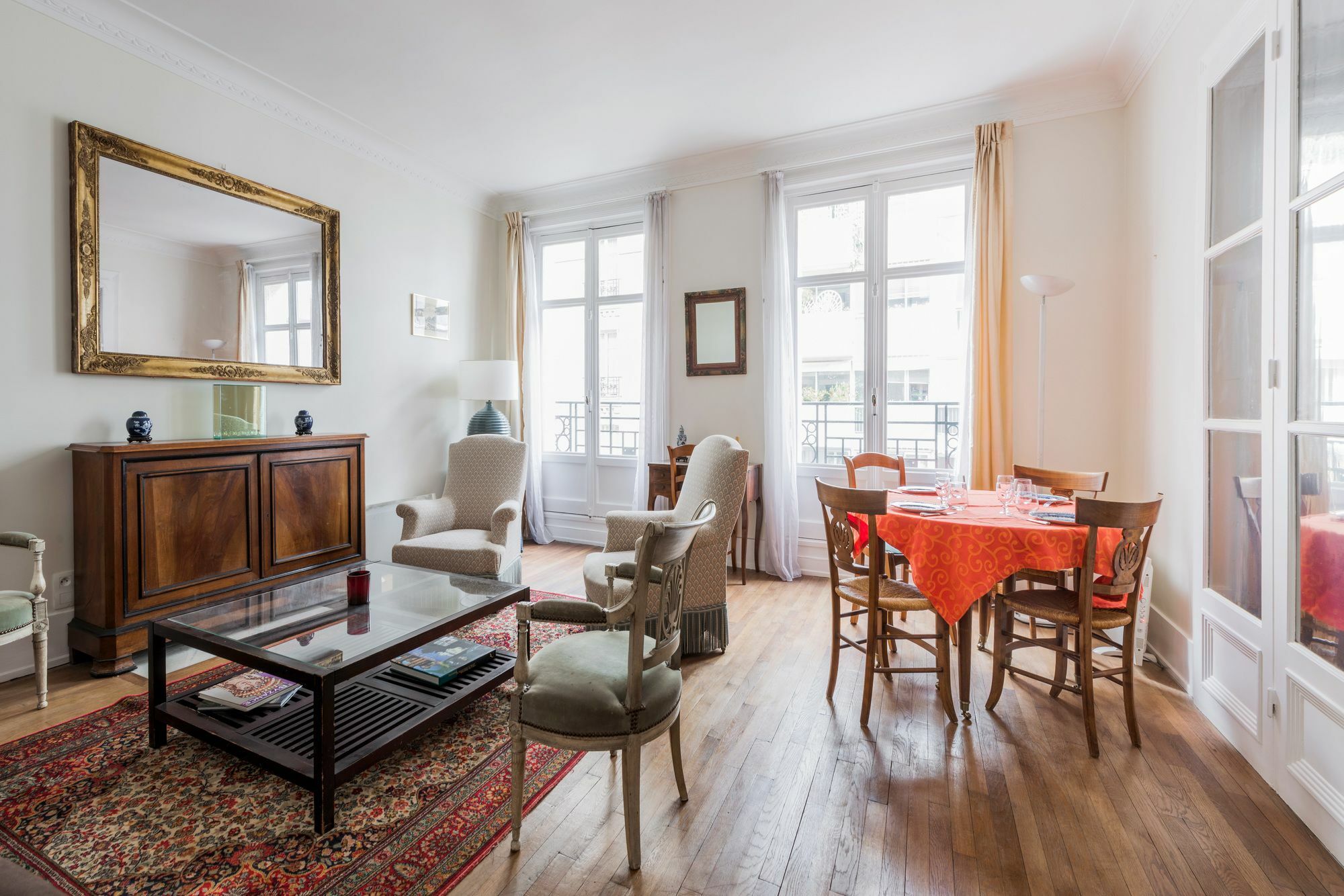 Apartment Sochic Haussmann Paris